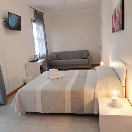 Otel Mara 2*