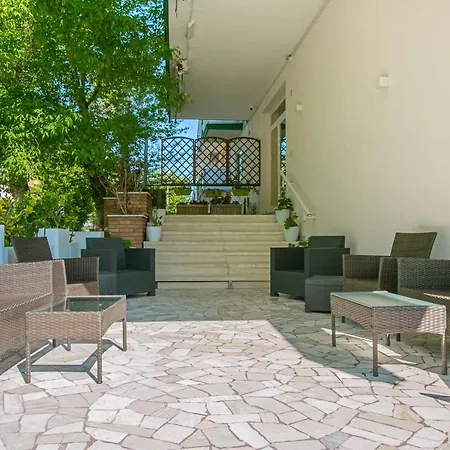 Mara Hotel