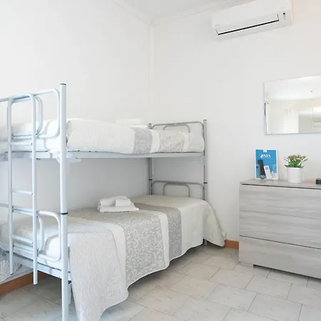 Otel Mara 2*